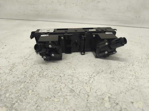 BOUTON CHAUFFAGE VW - Vue 2